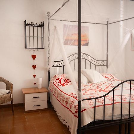 Villa Dan-Rooms In Monopoli Impalata Kültér fotó